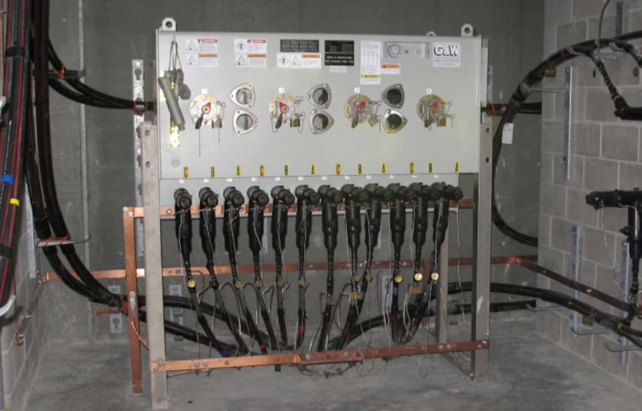 Seccionadores Tipo Pedestal